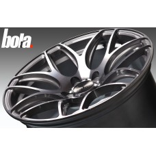 BOLA B8R 18x9.5 GLOSS TITANIUM